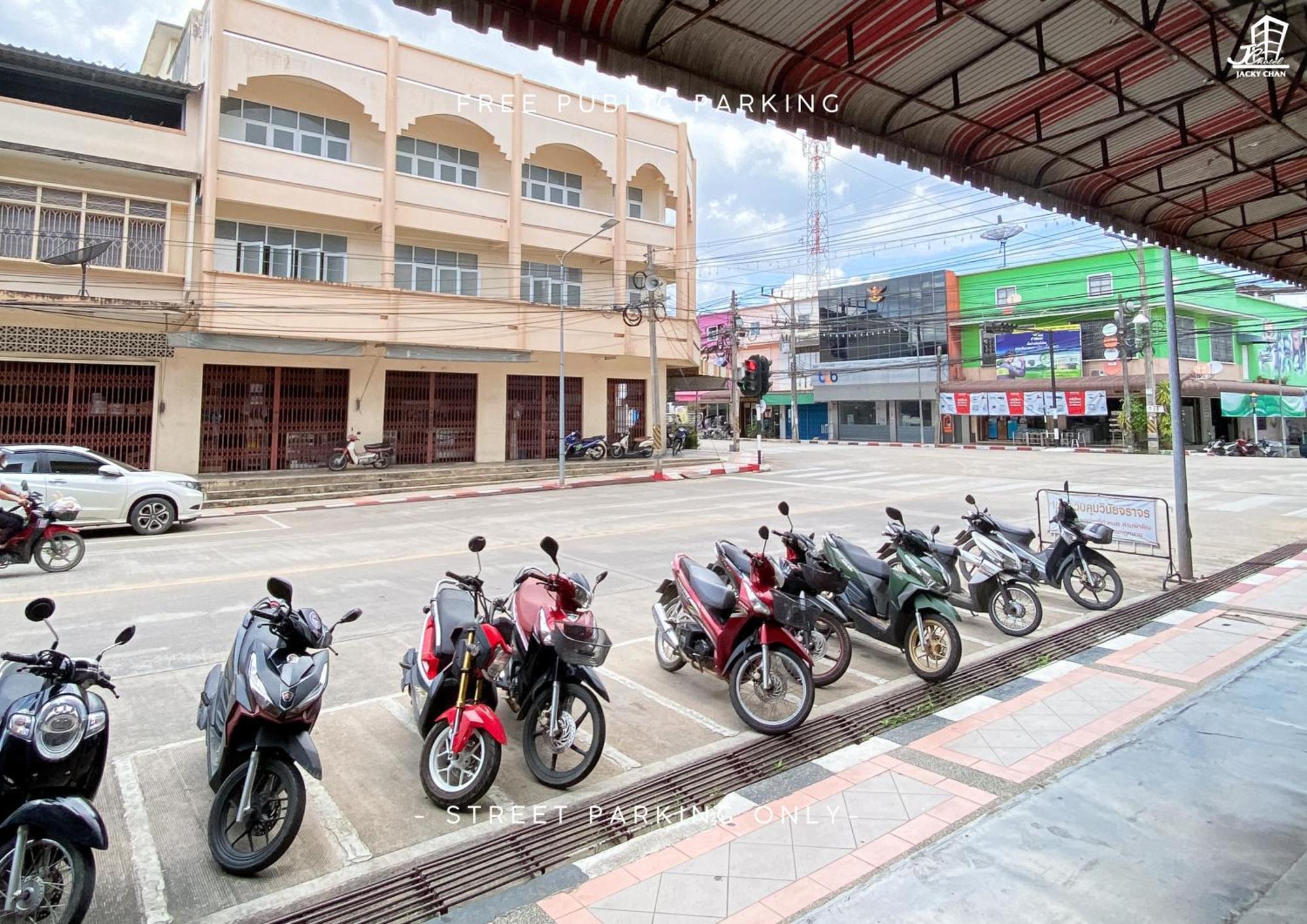 Jacky Chan Hotel Betong Exterior photo